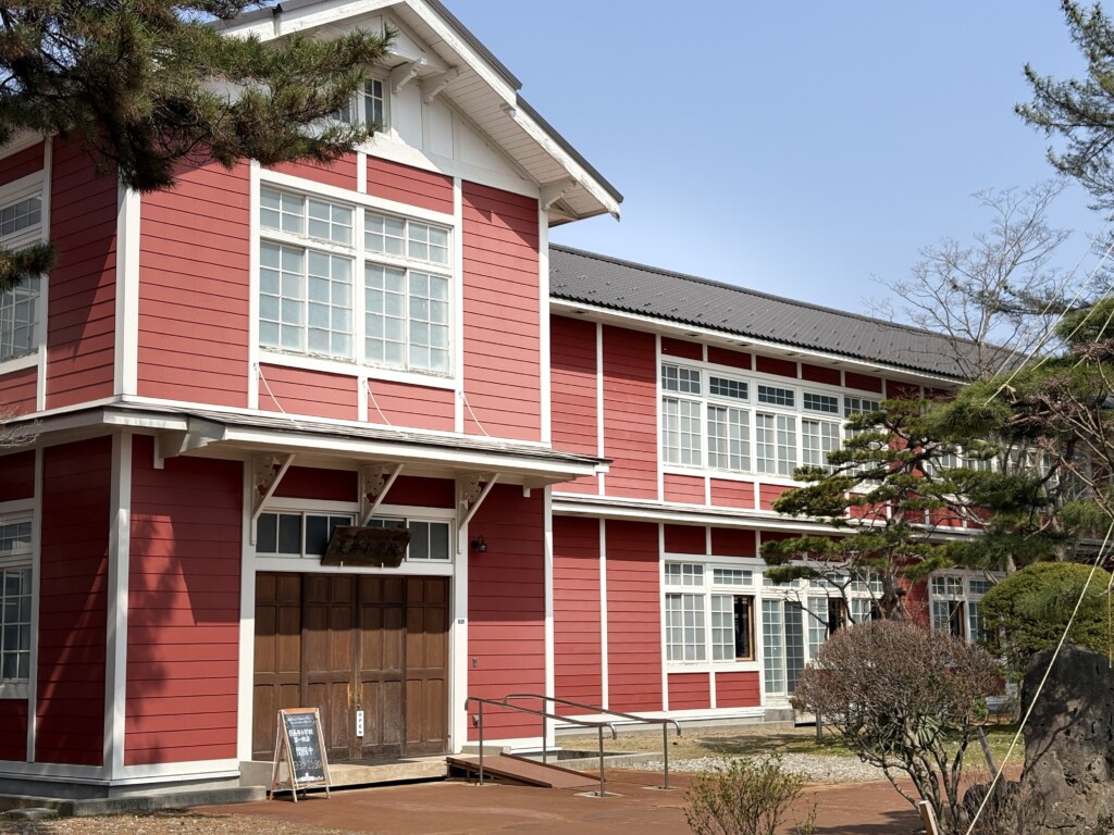 長井小学校第一校舎