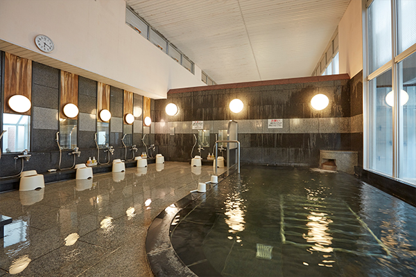 高畠町　太陽館