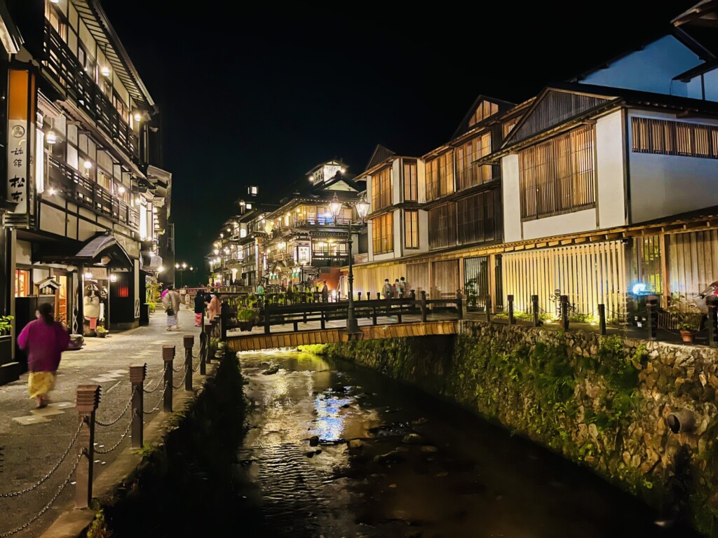 銀山温泉 藤屋